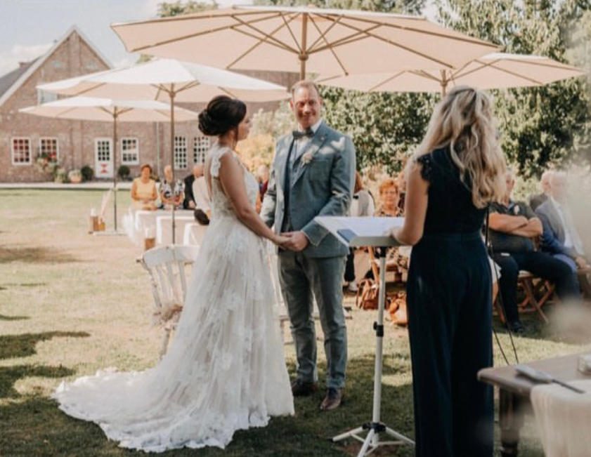 Meine Wunschtrauung  by Julia Hofmann, Eipaßstr. 71b in Solingen