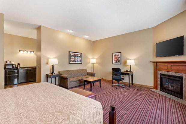 Images Best Western Plus Dutch Haus Inn and Suites