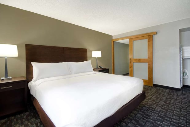 Images Embassy Suites by Hilton Jacksonville Baymeadows
