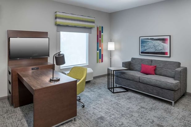 Images Hampton Inn & Suites Cape Canaveral Cruise Port