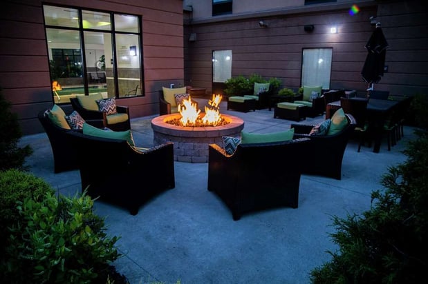 Images Hampton Inn & Suites Sharon