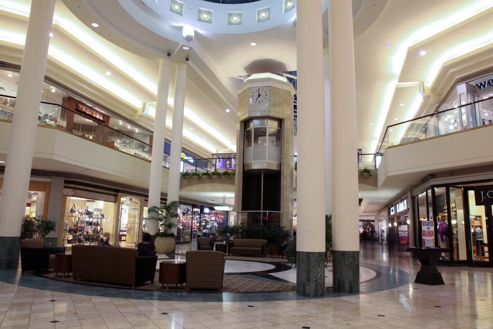 Woodland Hills Mall Mall Tulsa OK 74133