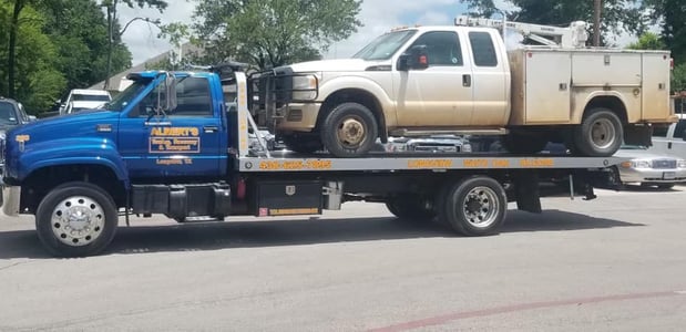 Images Albert's Towing & Transport