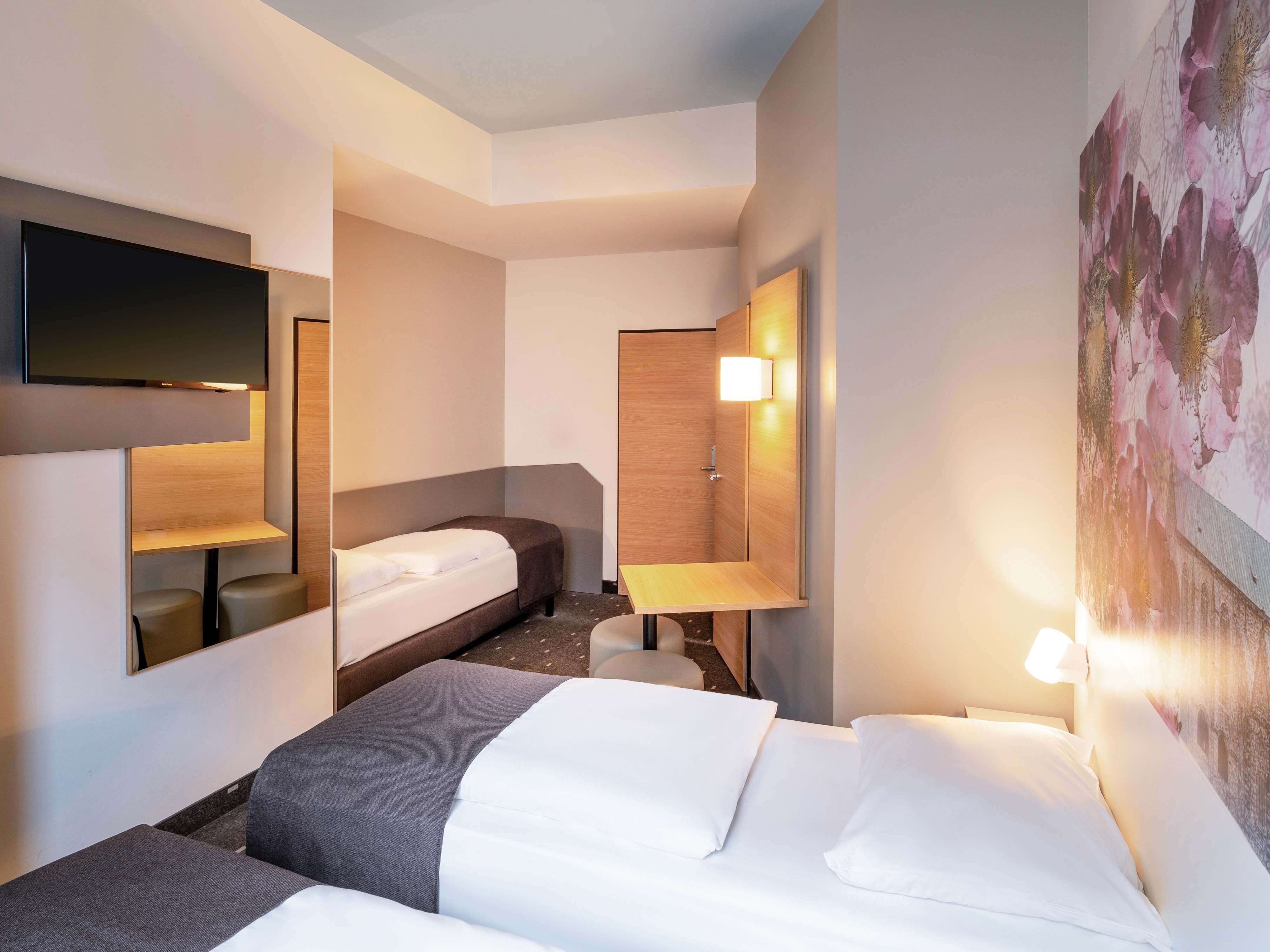 Bilder B&B HOTEL Hildesheim