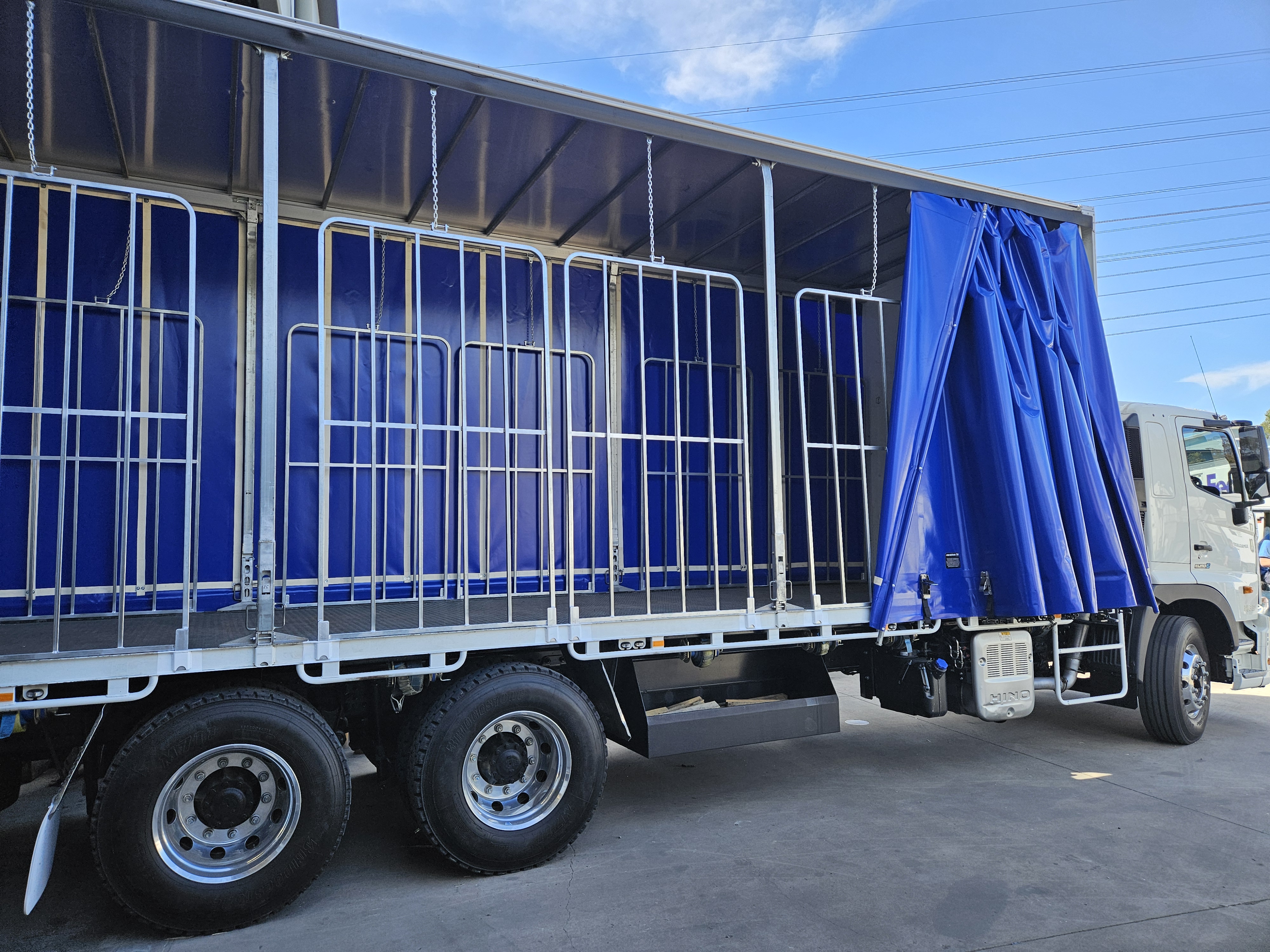 Images Titan Transport Gates