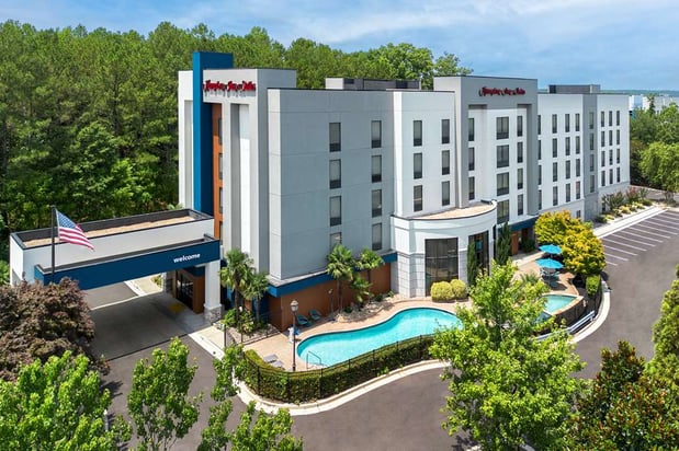 Images Hampton Inn & Suites ATL-Six Flags