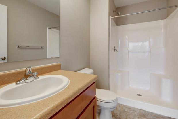 Images Webster Green Apartment Homes