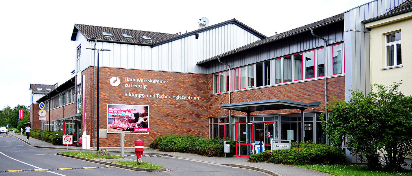 Bild 1 Bildungs- und Technologiezentrum (BTZ) der Handwerkskammer zu Leipzig in Borsdorf