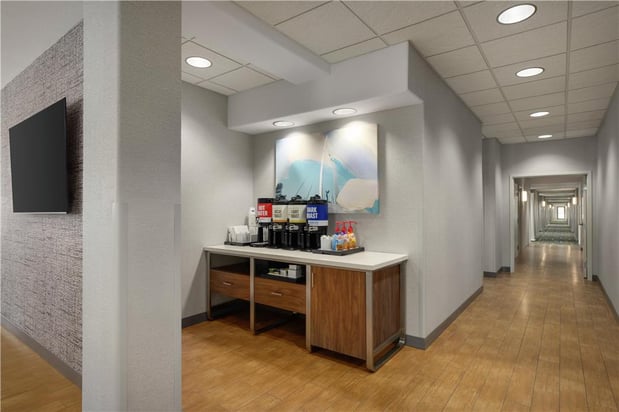 Images Hampton Inn Derby Wichita Southeast