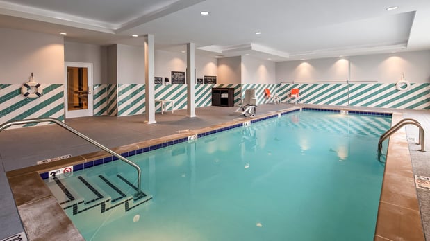 Images Holiday Inn Clarksville Northeast by IHG