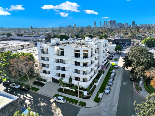 Images Beverly Wooster Apartments