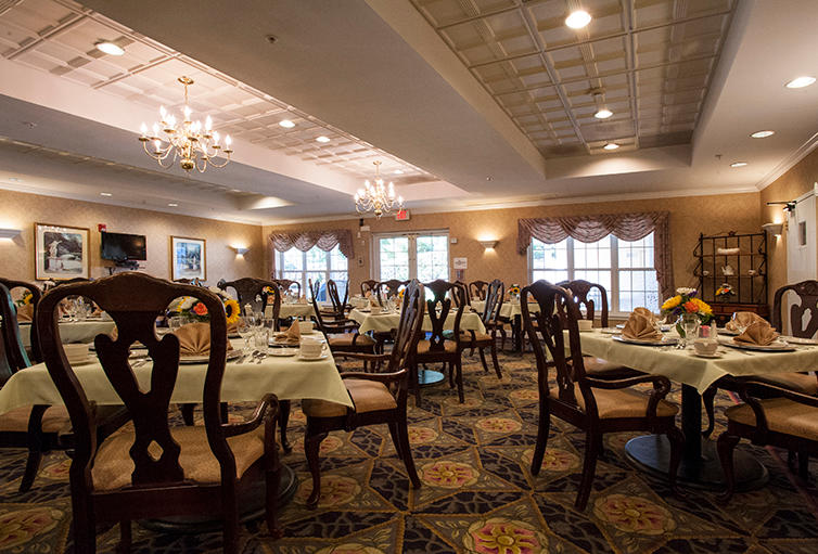 Mt. Arlington Senior Living boasts a spacious dining area for our seniors!