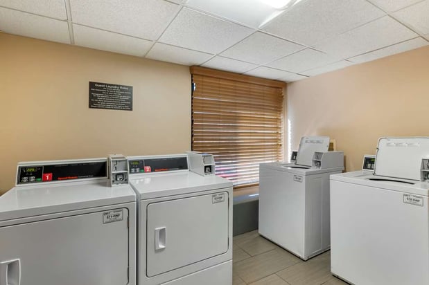 Images Best Western Plus Executive Hotel