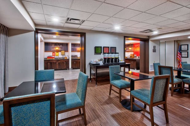 Images Hampton Inn Clarion