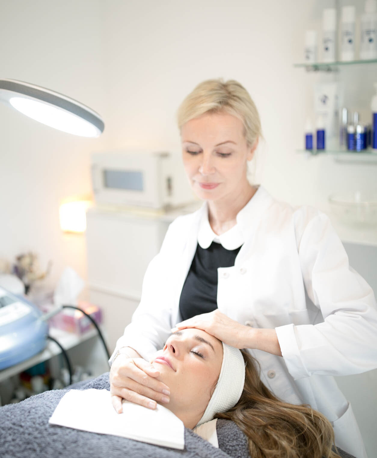 Bilder Hautzart Frankfurt – Hautverjüngung & Ästhetische Medizin