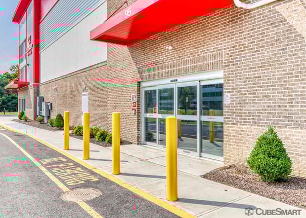 Images CubeSmart Self Storage