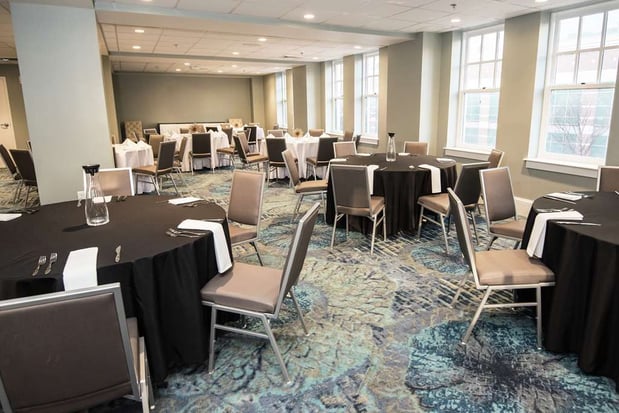Images Redmont Hotel Birmingham, Curio Collection by Hilton