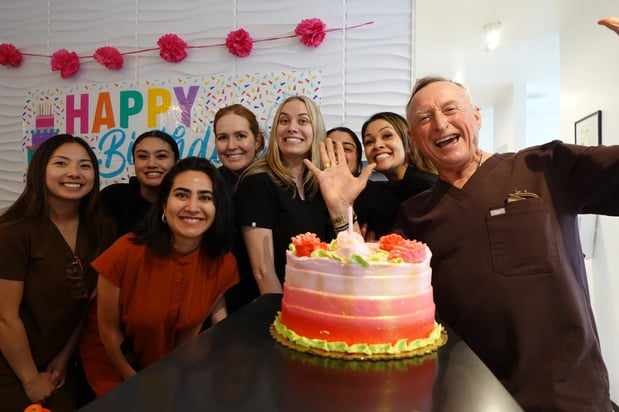 Images Daniel Barry III, DDS