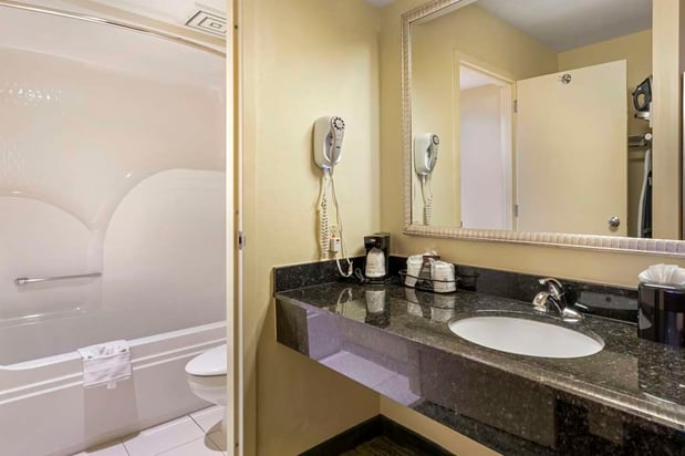 Images Best Western McAllen Medical Center