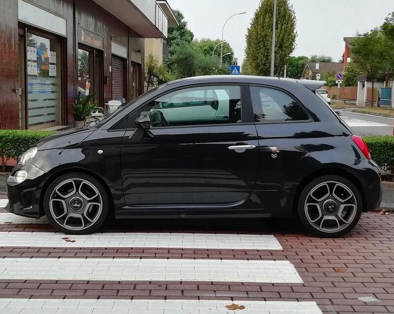 Images M-M Motors Milano Ovest