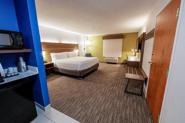 Images Holiday Inn Express & Suites Goshen, an IHG Hotel