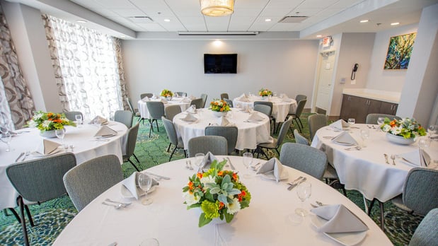Images Holiday Inn Knoxville N - Merchant Drive by IHG
