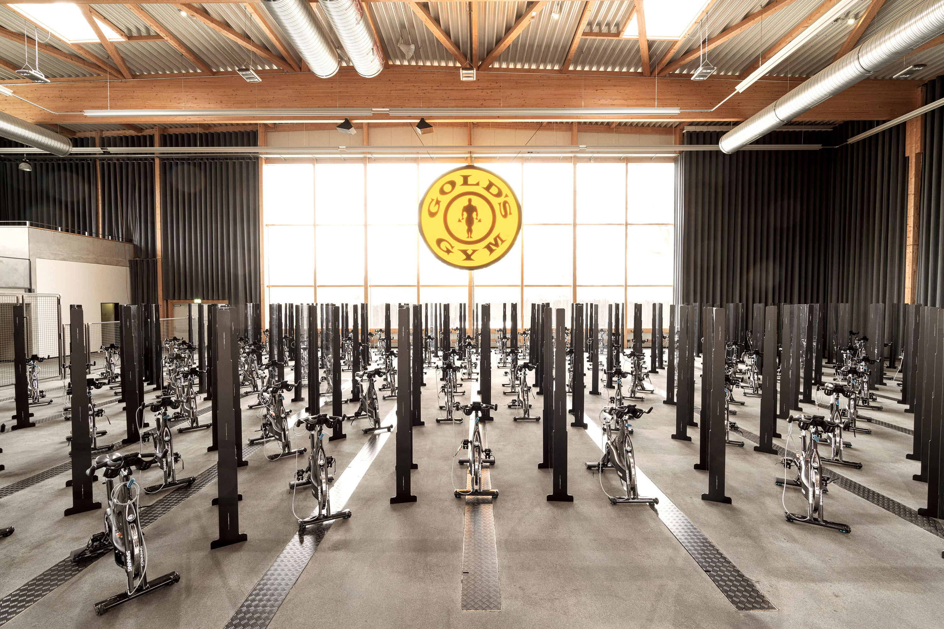 Bilder Gold's Gym Fitnessstudio Berlin