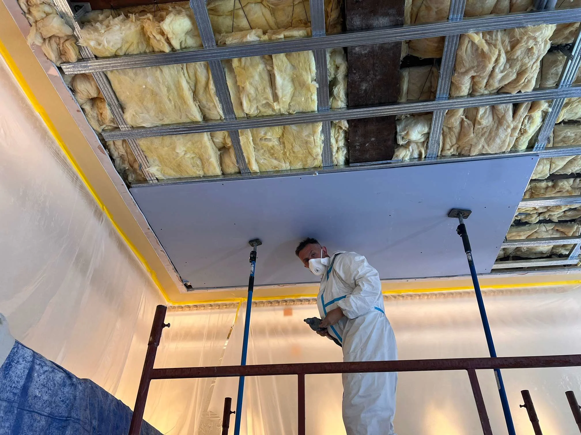 Images HW UK Services Ltd