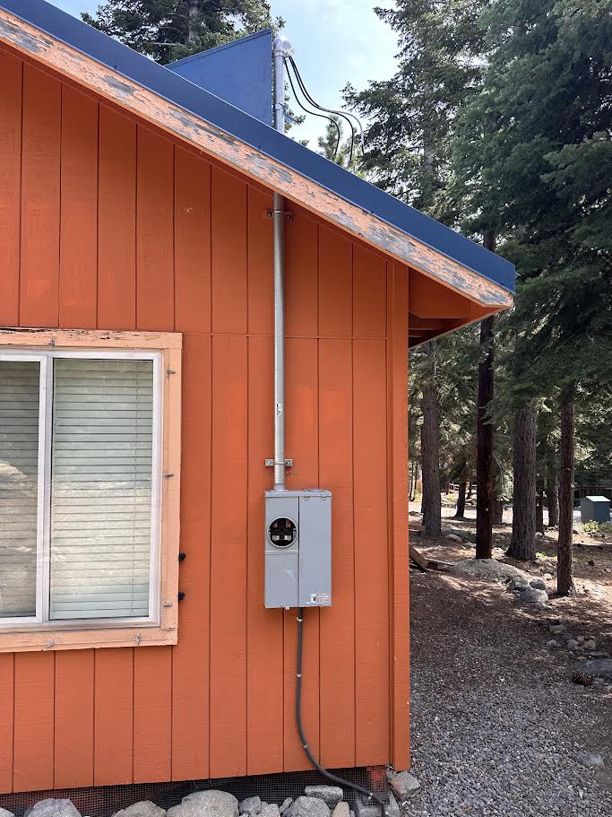 Janovich Electric inc Image