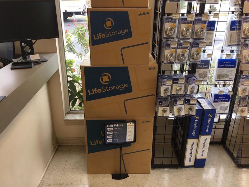 Images Life Storage - Seminole