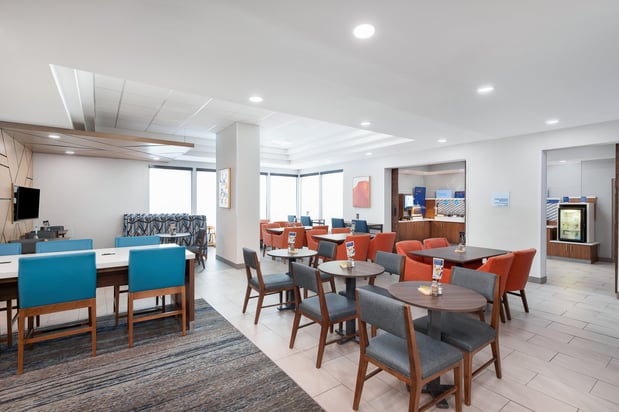 Images Holiday Inn Express Atlanta West - Theme Park Area by IHG