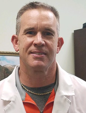 Images Lawrence R. Wood, III, FNP-C