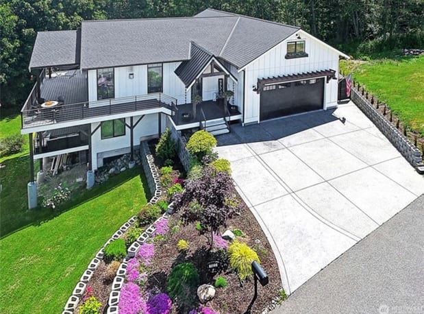 Images Tiffany Weil- Real Estate Broker/Tacoma, WA