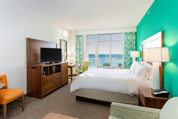 Images Holiday Inn Resort Fort Walton Beach by IHG