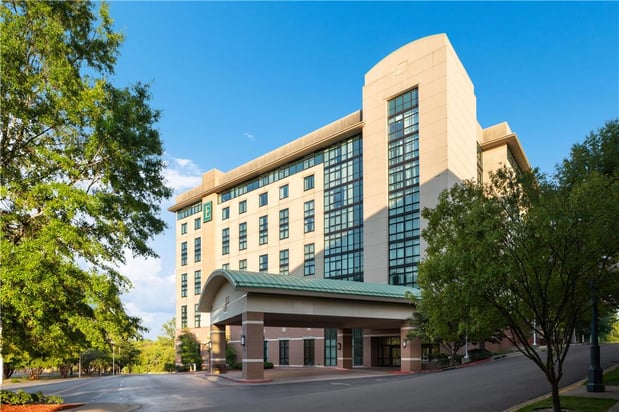 Images Embassy Suites by Hilton at Hot Springs Convention Center