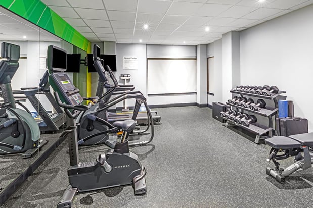 Images Holiday Inn & Suites Tulsa South by IHG