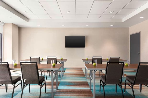 Images Home2 Suites by Hilton Milwaukee West