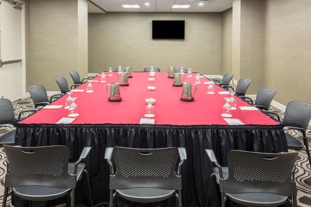 Images Crowne Plaza Phoenix Airport - Phx by IHG