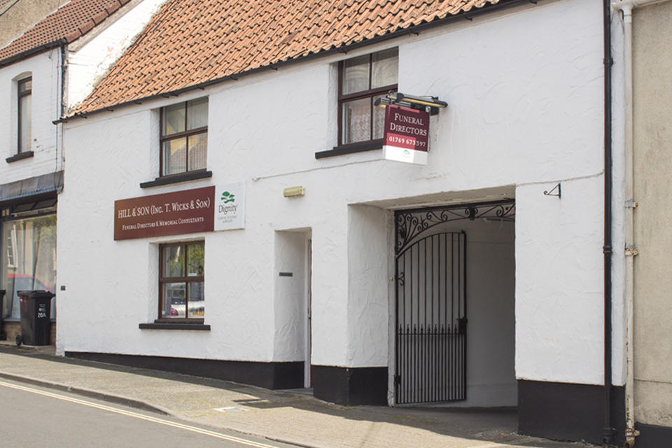 Images Hill & Son Funeral Directors