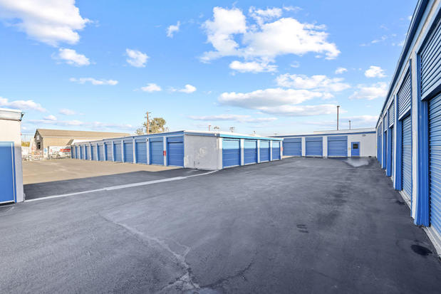 Images US Storage Centers