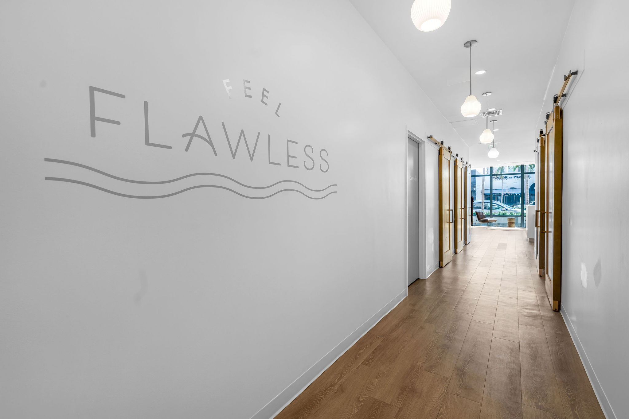 SUGARED + BRONZED Coral Gables Feel Flawless Hallway