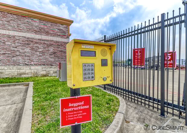 Images CubeSmart Self Storage