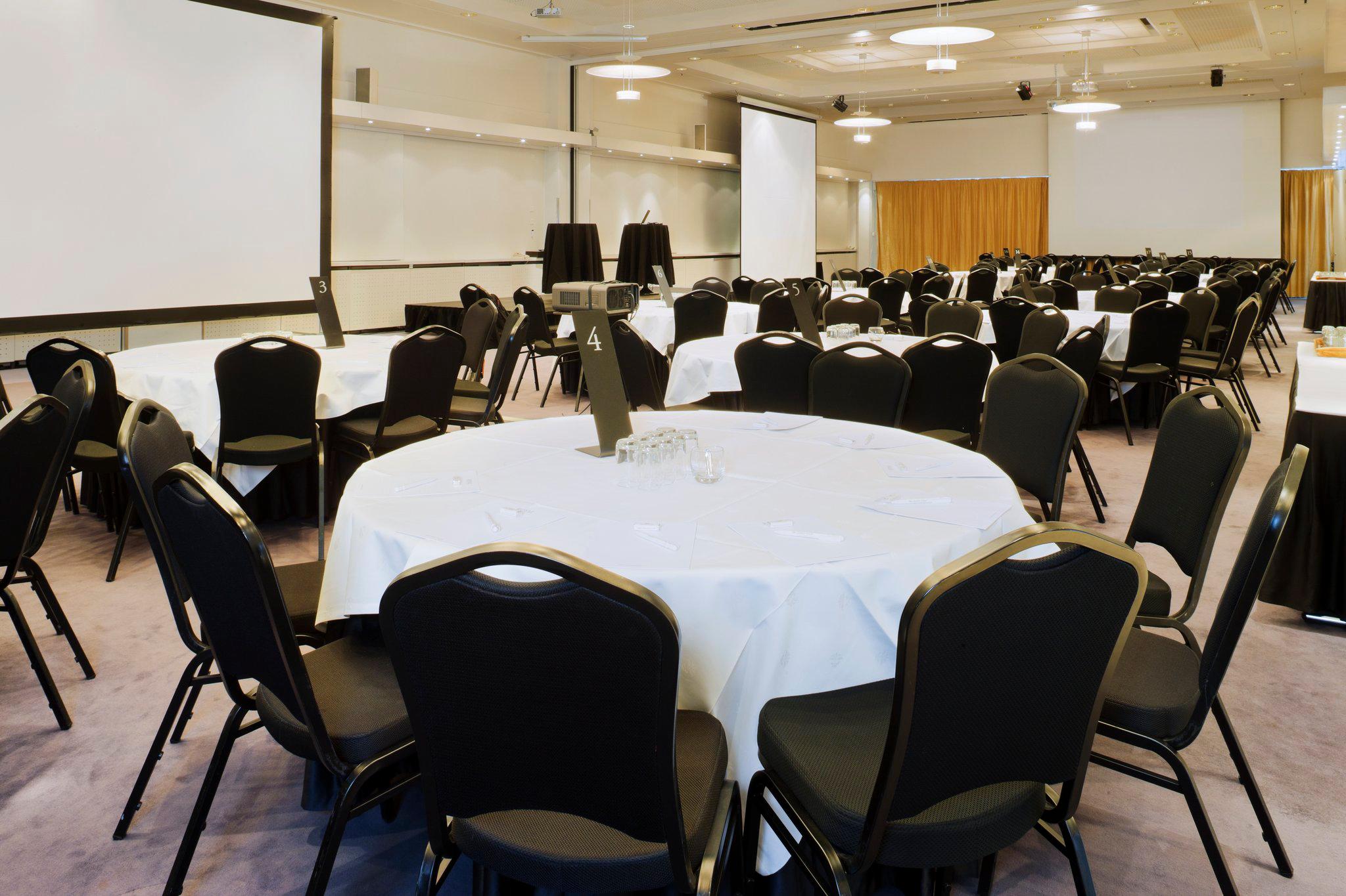 Images Crowne Plaza Helsinki - Hesperia by IHG