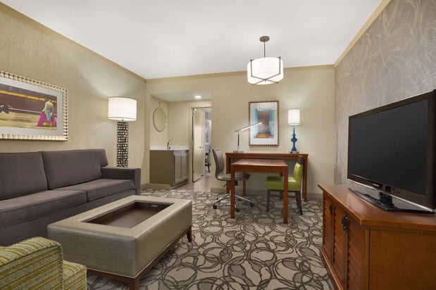 Images Embassy Suites by Hilton San Antonio Airport