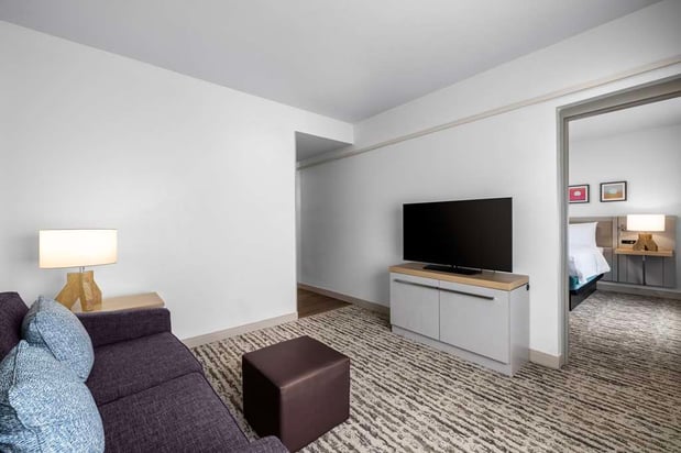 Images Hilton Garden Inn West Palm Beach Airport