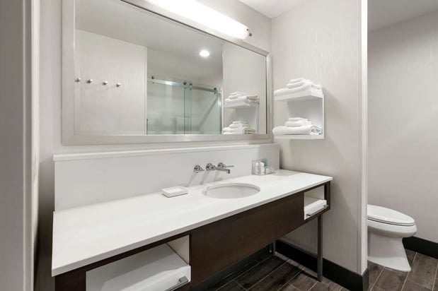 Images Hampton Inn & Suites Spokane Downtown-South