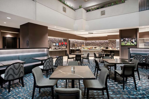 Images Embassy Suites by Hilton Orlando Airport