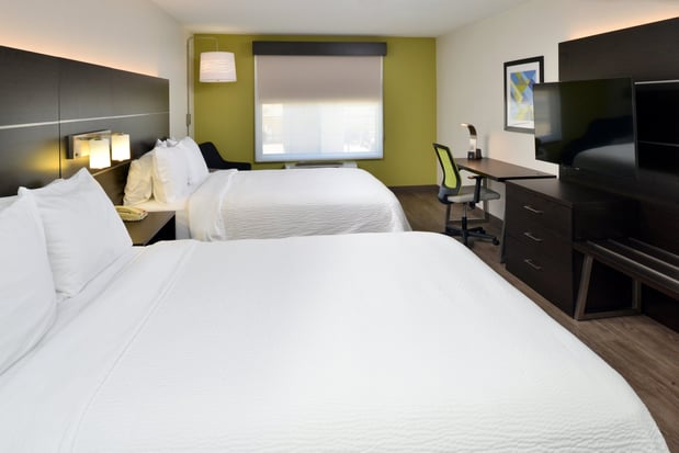 Images Holiday Inn Express & Suites Carthage by IHG