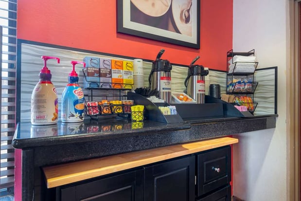 Images Best Western Plus Suites-Greenville