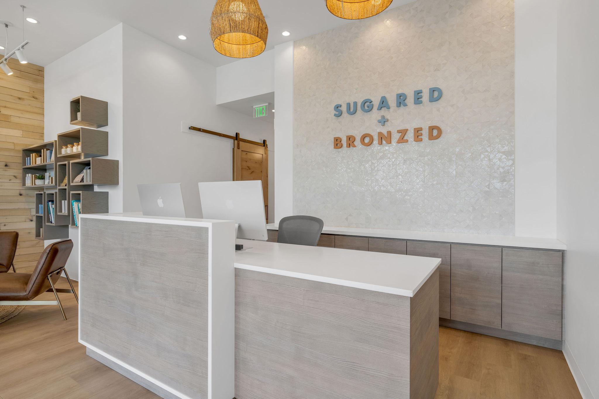 SUGARED + BRONZED Aventura Reception Desk